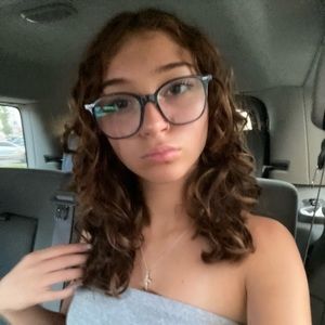 Meet your Posher, Sol